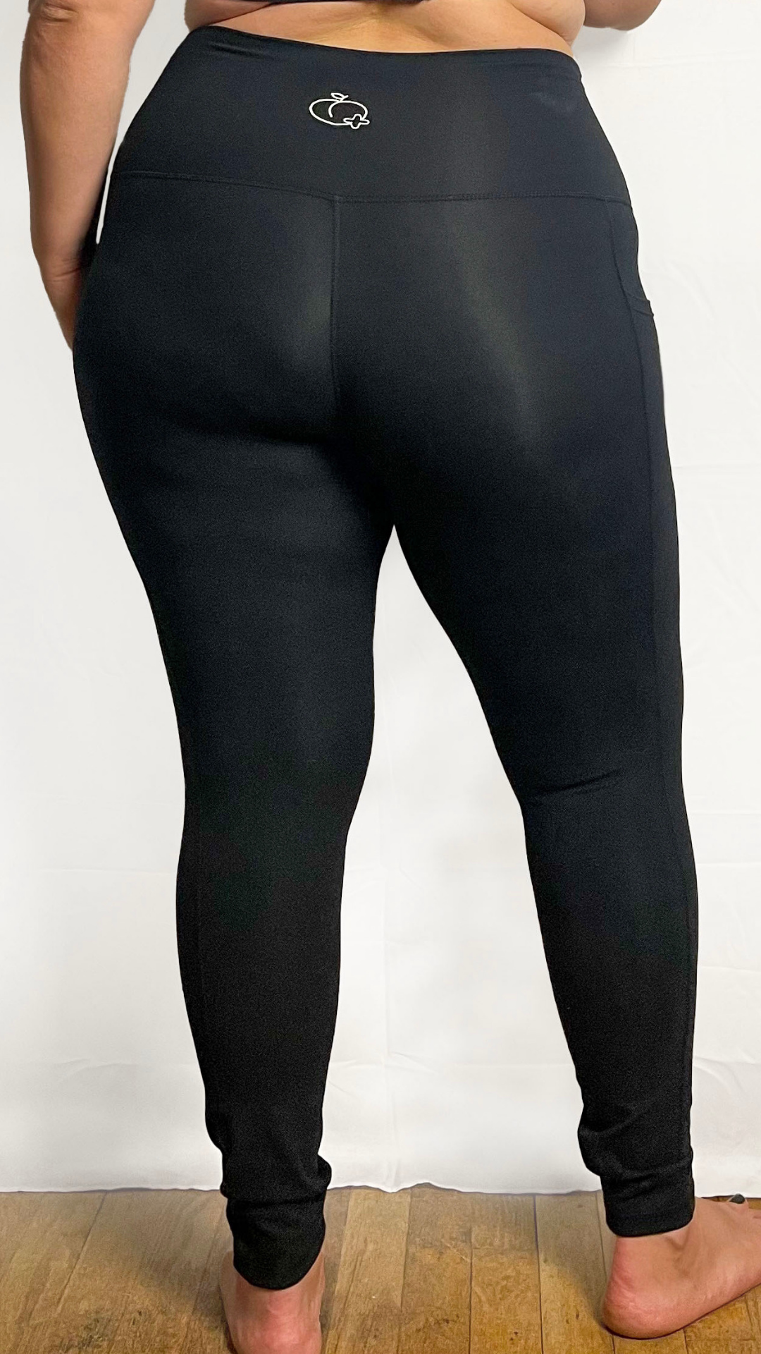 Women's Plus Size 1 Waistband Solid Peach Skin Leggings. - 1 Elastic  Waistband - Full-Length - Inseam approximately 28 - One size fits most  plus 16-20 - 92% Polyester / 8% Spandex, 7300939